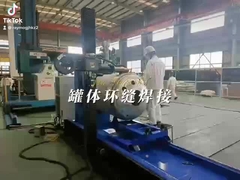 TIG パイプの自動溶接機